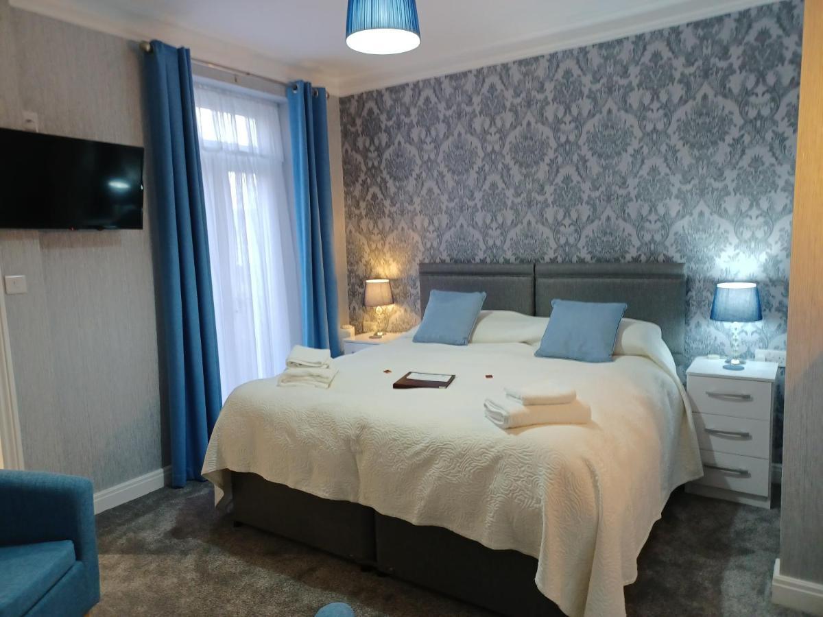 ウェーマス Palm Court Bed & Breakfast エクステリア 写真